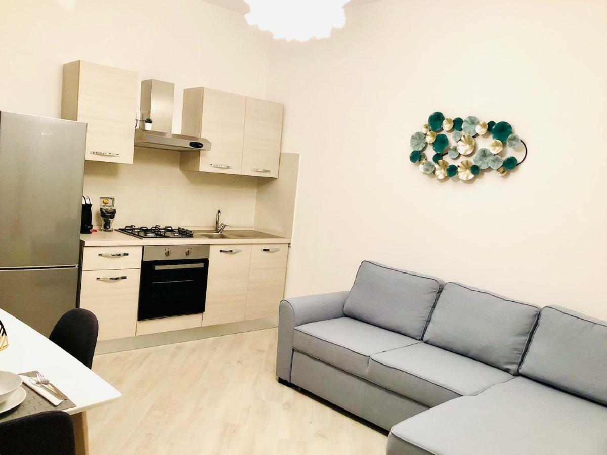 Indipendenza Luxury Apartments Bolonia Exterior foto