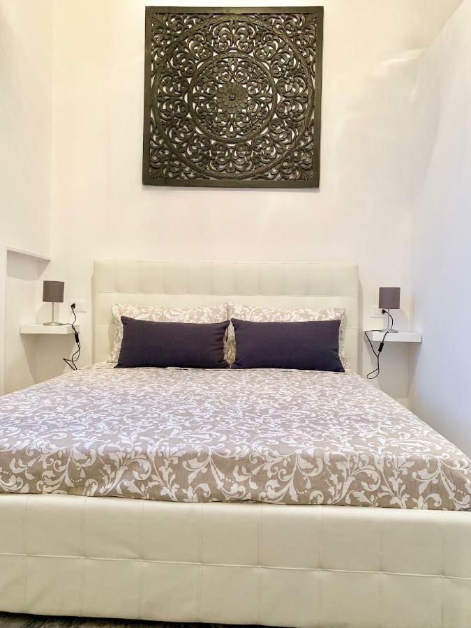 Indipendenza Luxury Apartments Bolonia Exterior foto