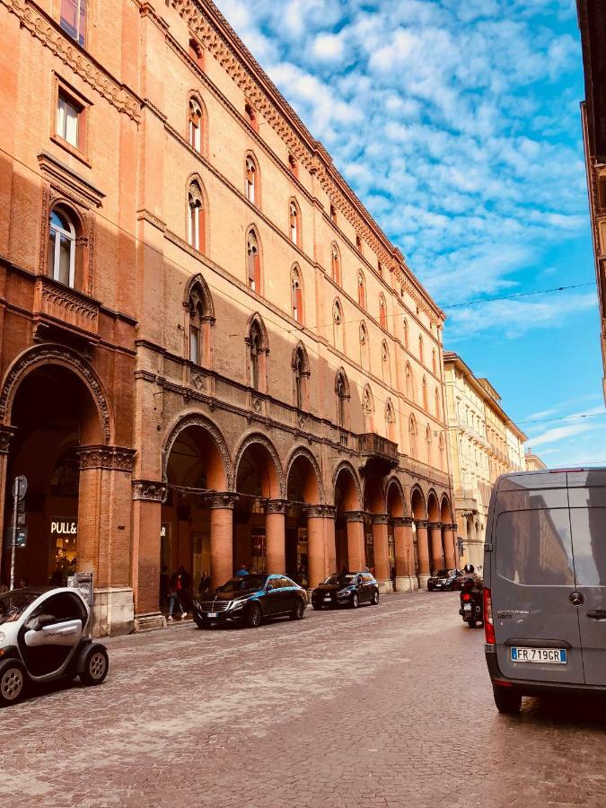 Indipendenza Luxury Apartments Bolonia Exterior foto